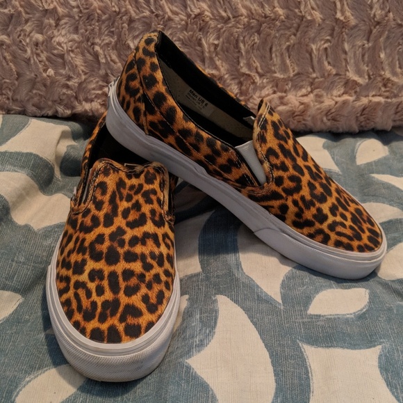 vans slip on animal print